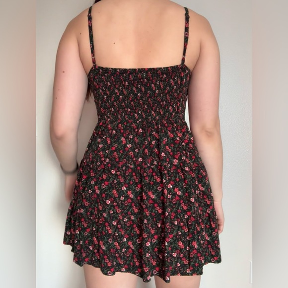 Floral mini dress - Picture 2 of 6